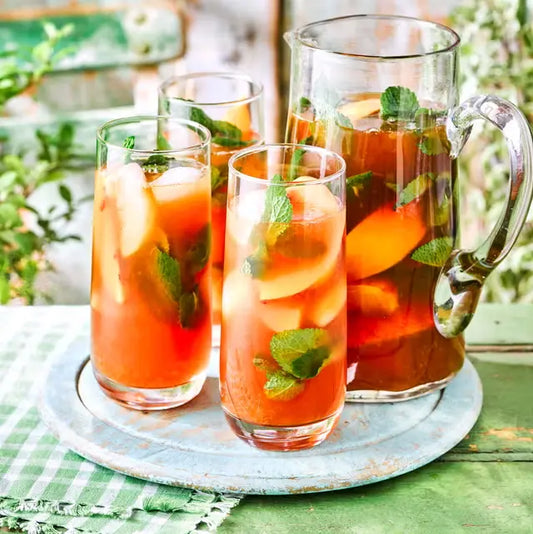 Peach Iced Tea by Skewers – Refreshing Fruity Tea Fusion Drink